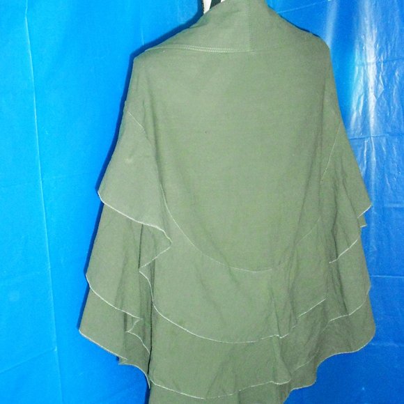 Army Green Button-Up Ruffle Cape Jacket - Picture 10 of 12